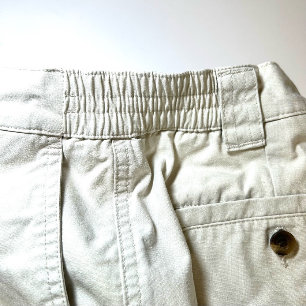 L.L. Bean Tropic-Weight Cargo Shorts in Stone Comfort Waist 9” Men’s Sz 38 - Picture 9 of 14
